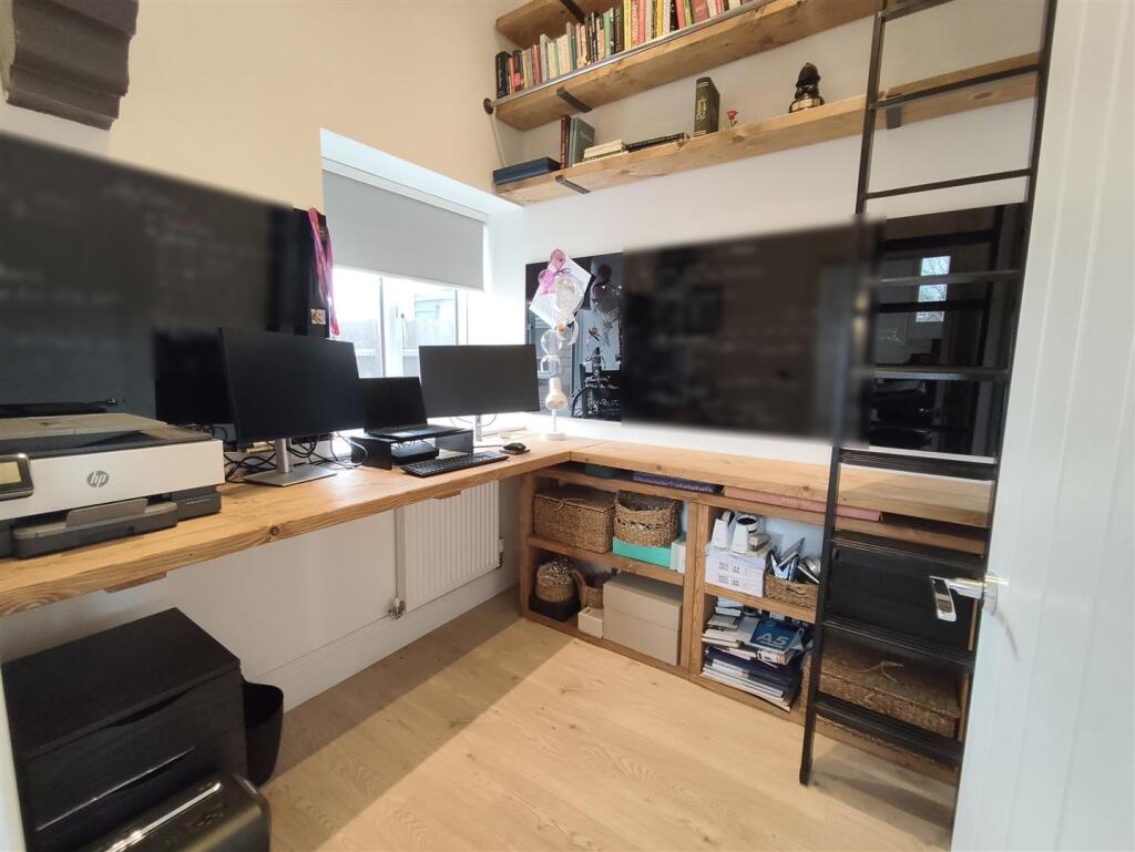 Postland Road, Crowland, Peterborough - View 6
