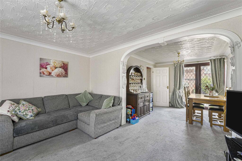 House in Dartford - View 2