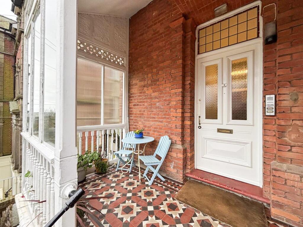 Apartment in Hastings, Trinity Triangle, Bohemia - View 5