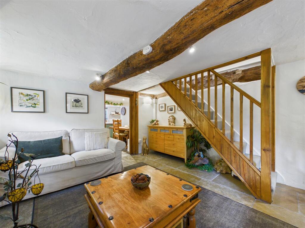 House in Stratford-on-Avon, Great Alne - More