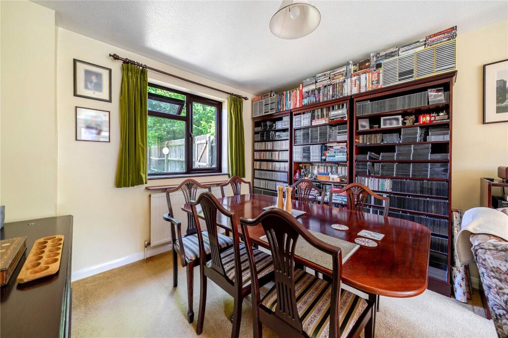 House in Basingstoke and Deane, Lychpit, Riverdene - View 5