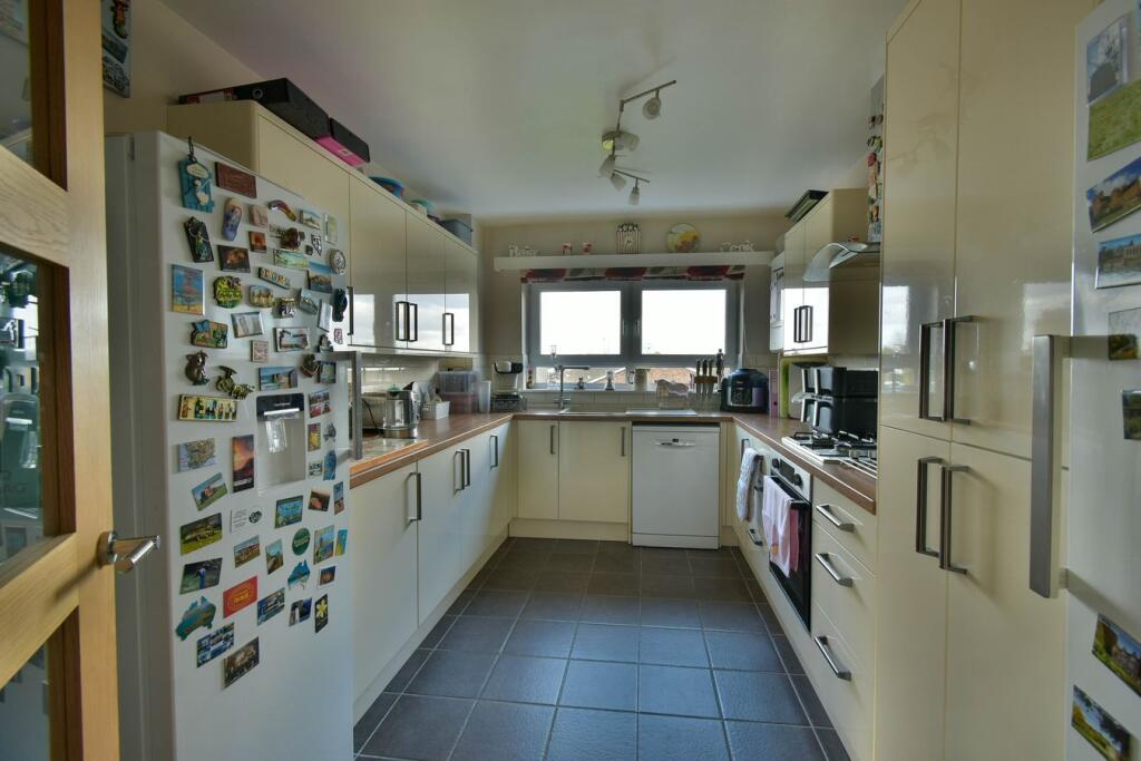 Apartment in Rother, Bexhill-on-Sea - View 5