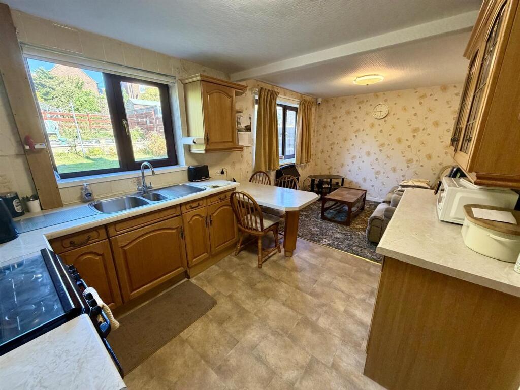 House in Kirklees, West Yorkshire - View 4