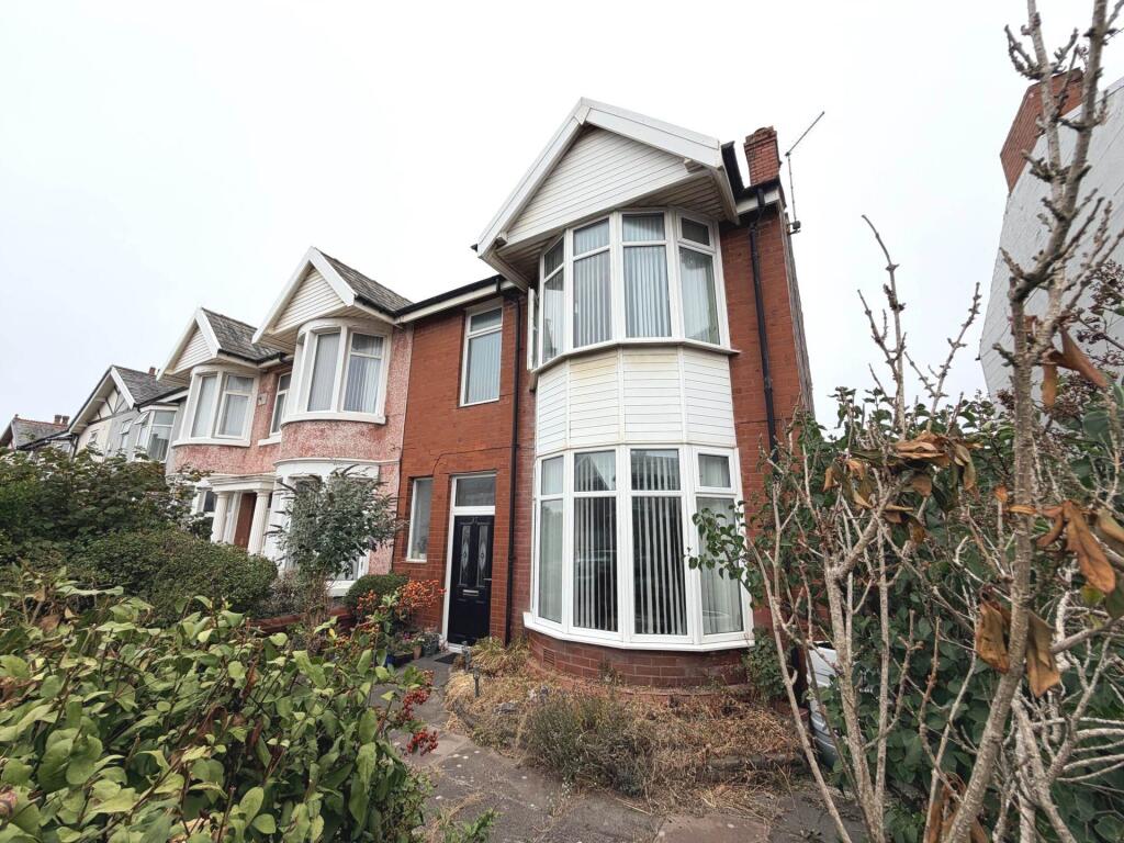 Main image of property: Rosebery Avenue, Blackpool, FY4 1LA