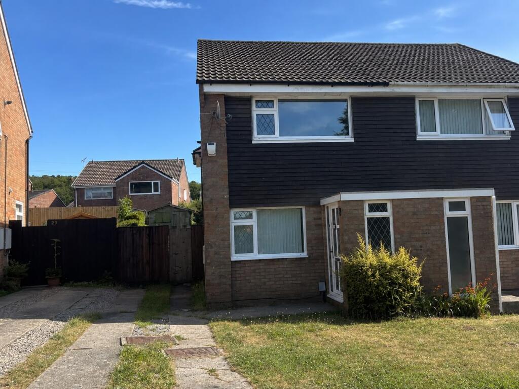 Main image of property: Heol Yr Eryr, Cwmrhydyceirw, Swansea, SA6 6SR