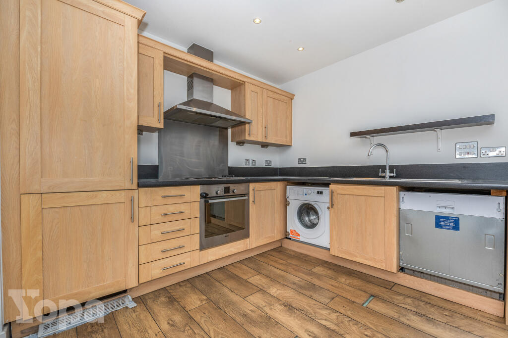 Apartment in Dartford - View 5