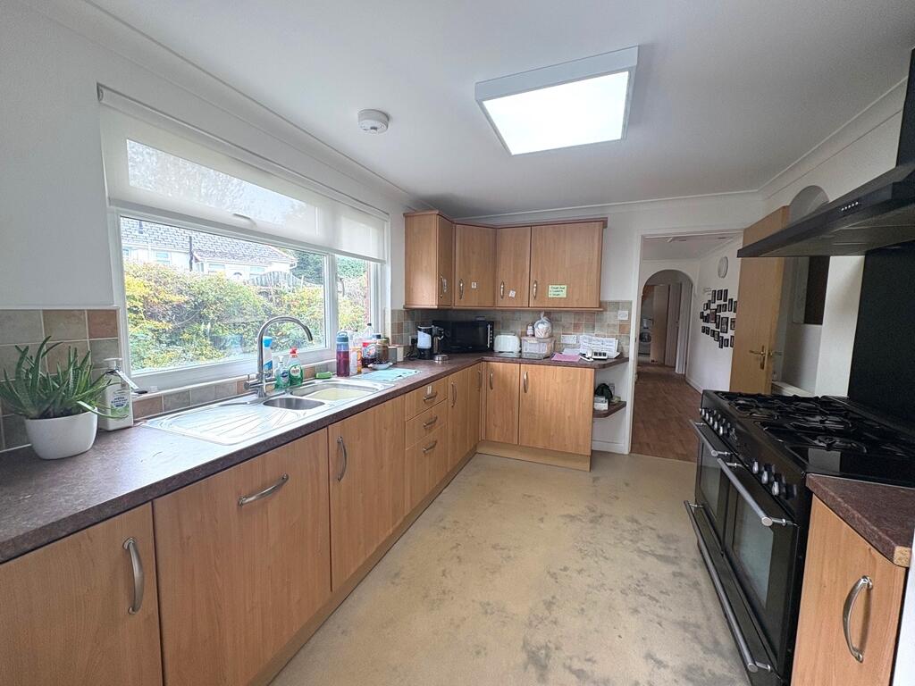 Orchard Way, Honiton photo 2
