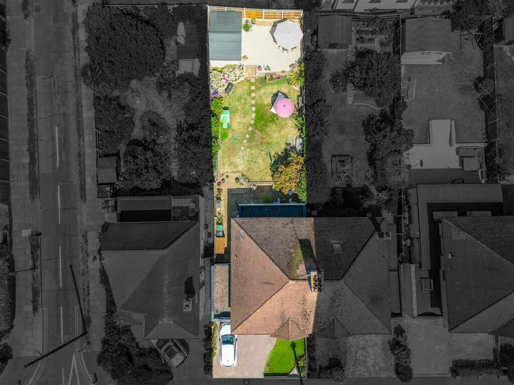 House in Southend-on-Sea - View 2