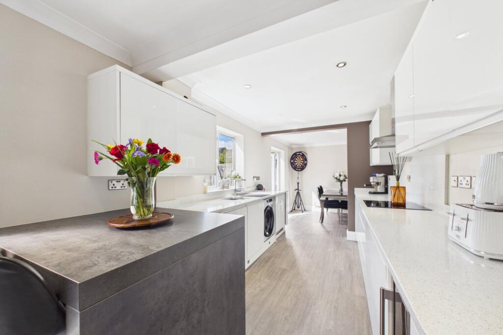 House in Sandhurst - View 5