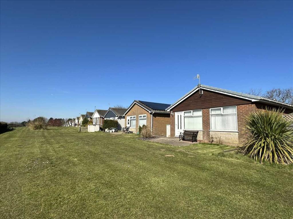 2-bed house on Dolphin Way, Gristhorpe Bay (Near Filey), £79,950