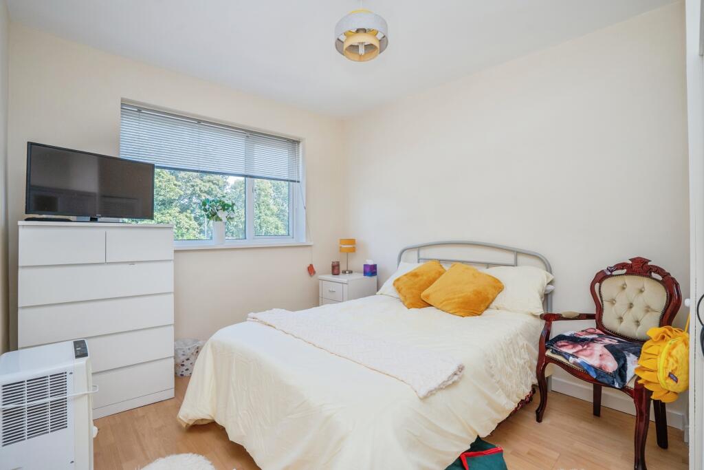 House in Portsmouth, Kingston, Buckland - View 6