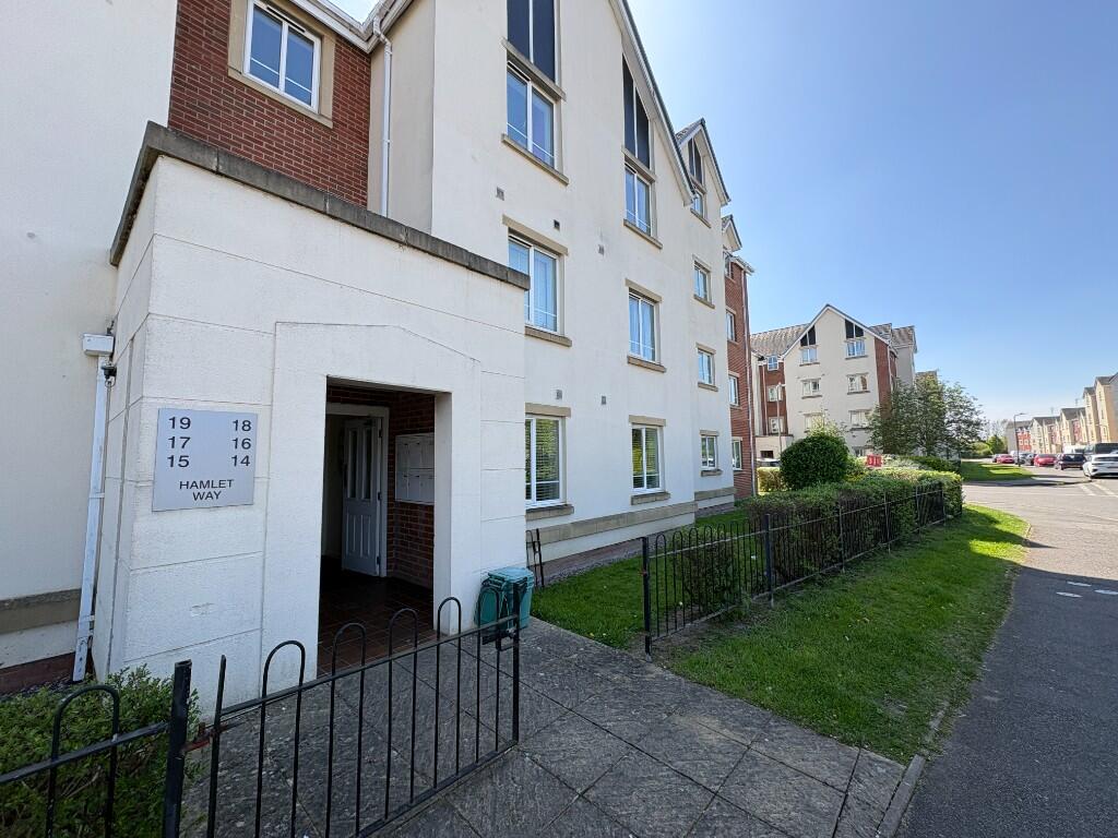 Main image of property: Hamlet Way, Stratford-Upon-Avon, Warwickshire, CV37