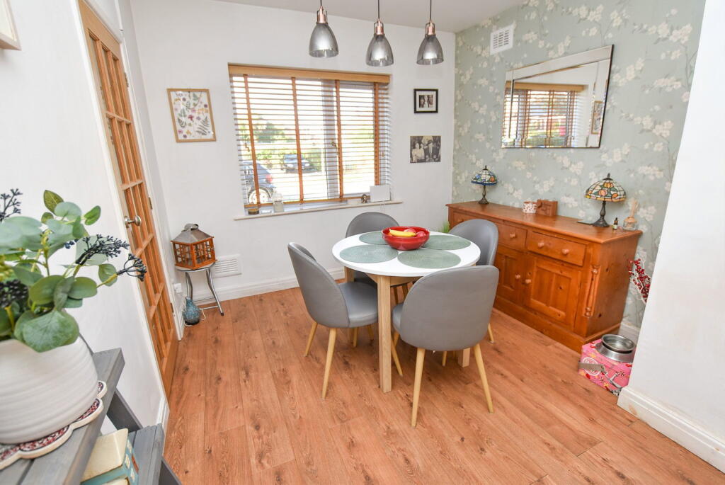 Chiltern Road, Prenton photo 3