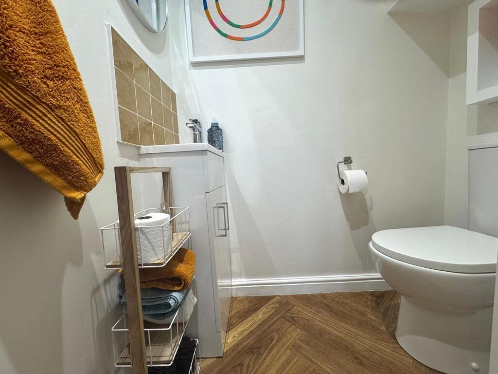 House in West Suffolk, Bury St Edmunds - More