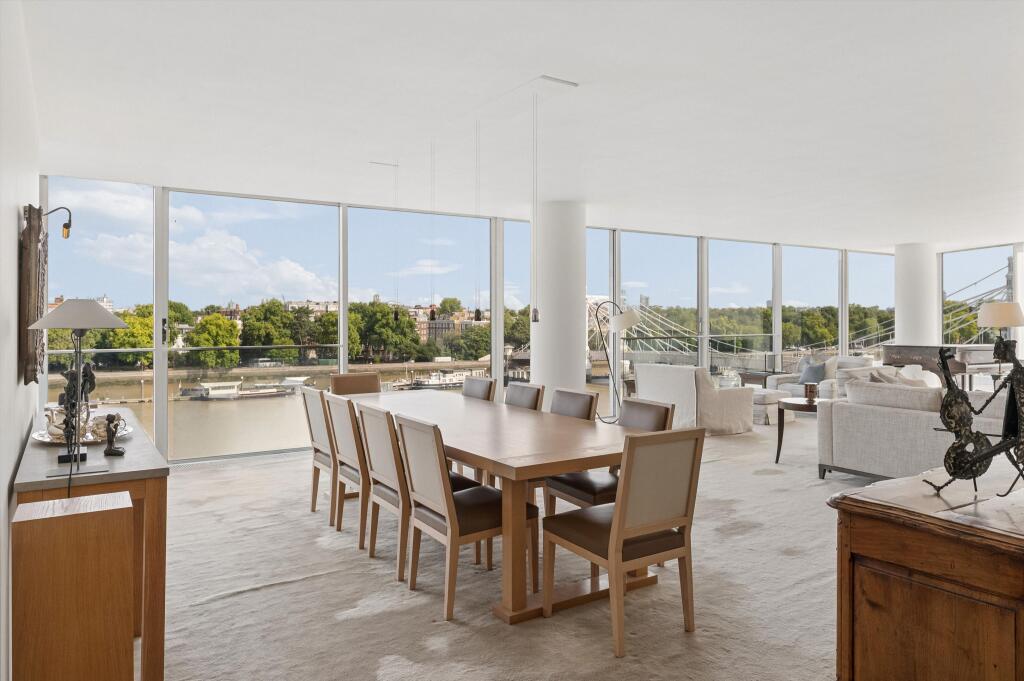 Apartment in London - View 5