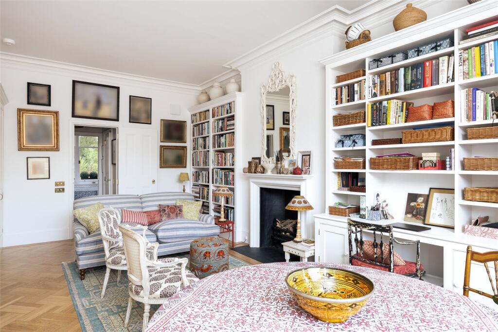 Apartment in London - View 5