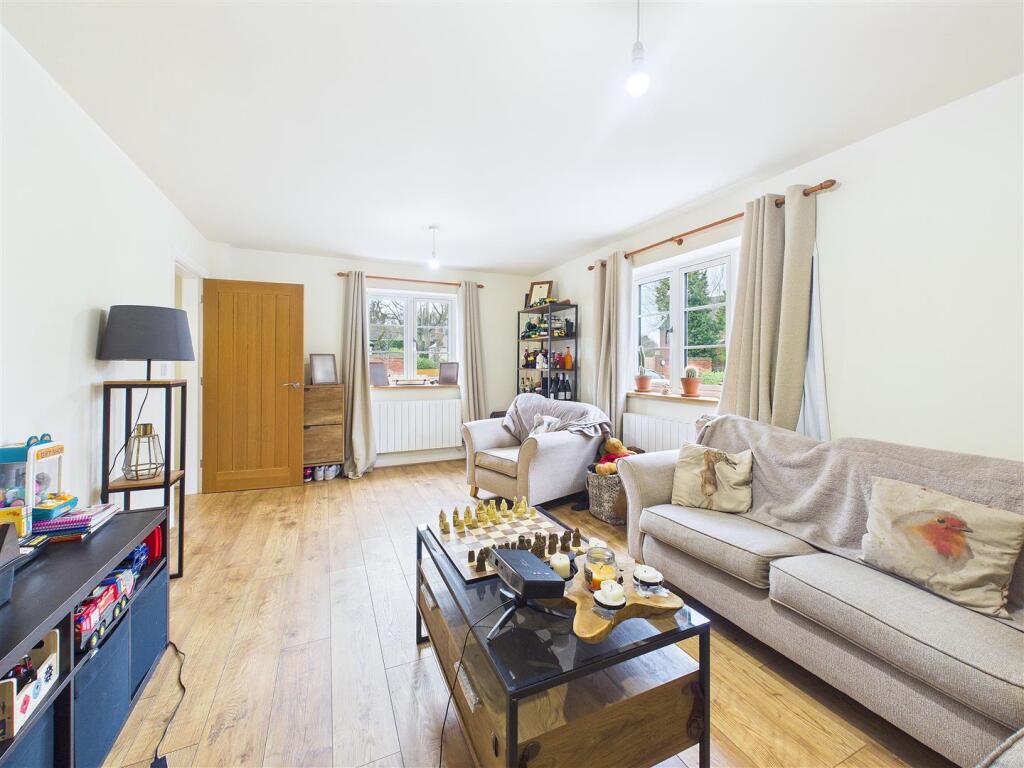 Additional image 5 of Elizabeth Grove, Elford, Tamworth