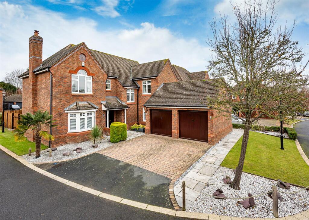 Main image of property: 10 The Moat House, Eardington, Bridgnorth