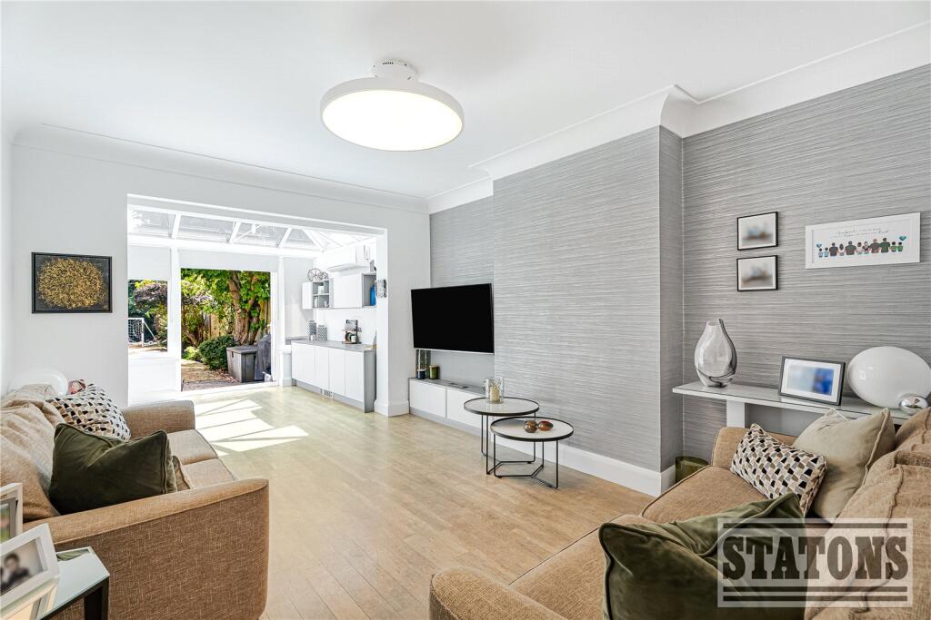 House in London - View 5