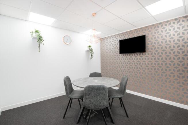 Photo 6