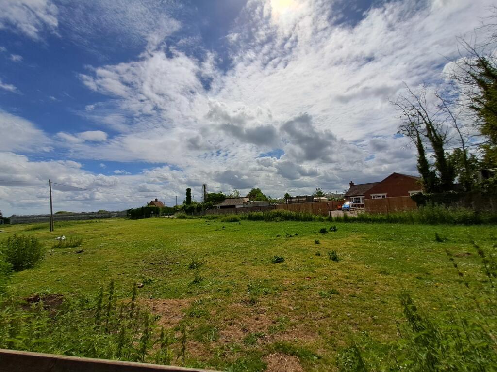 Main image of property: 2 Wheatmere Drove, Low Fulney, Spalding, PE12 6NA