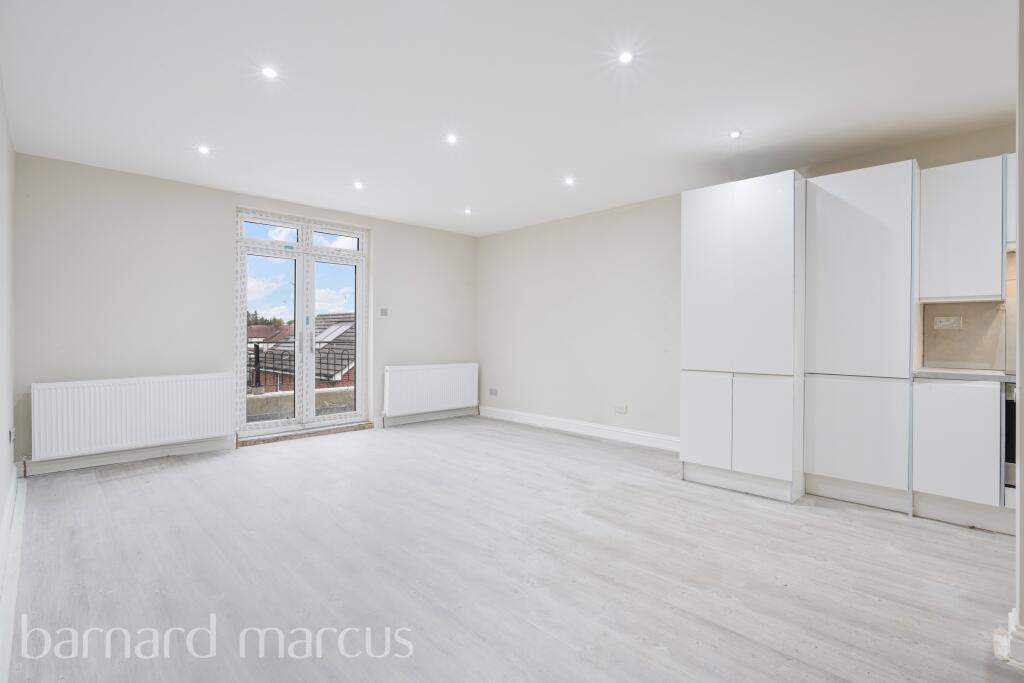 Apartment in Kingston upon Thames - More