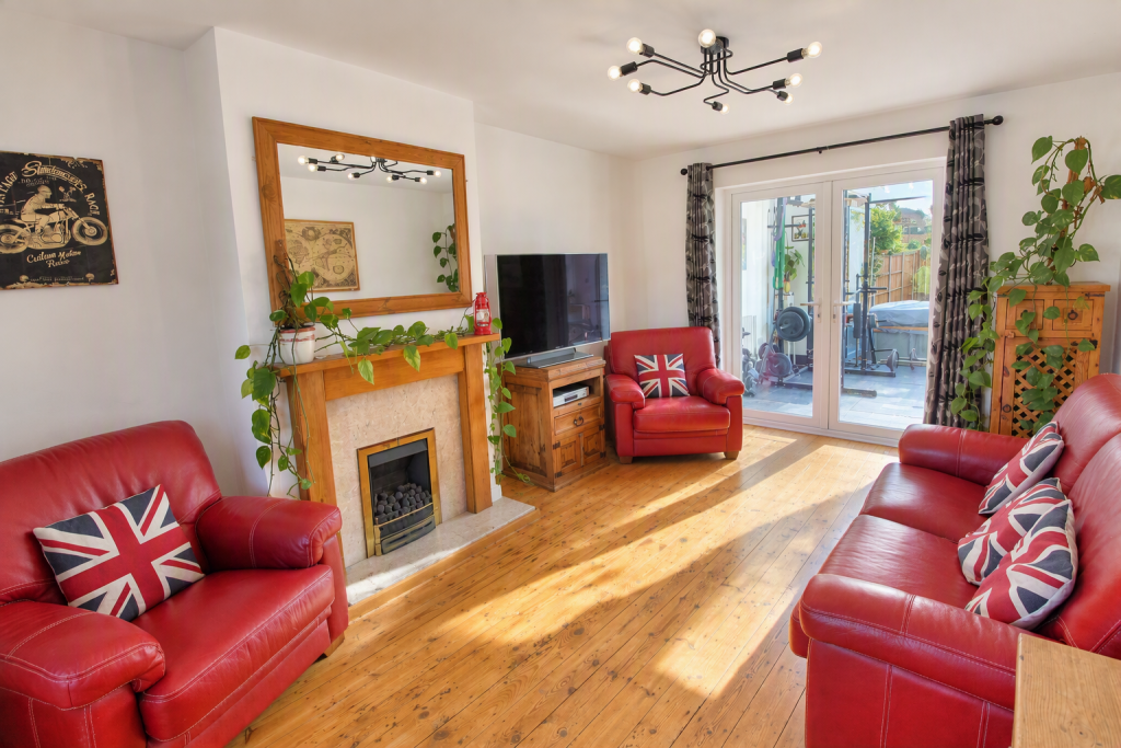 House in Dudley - View 5