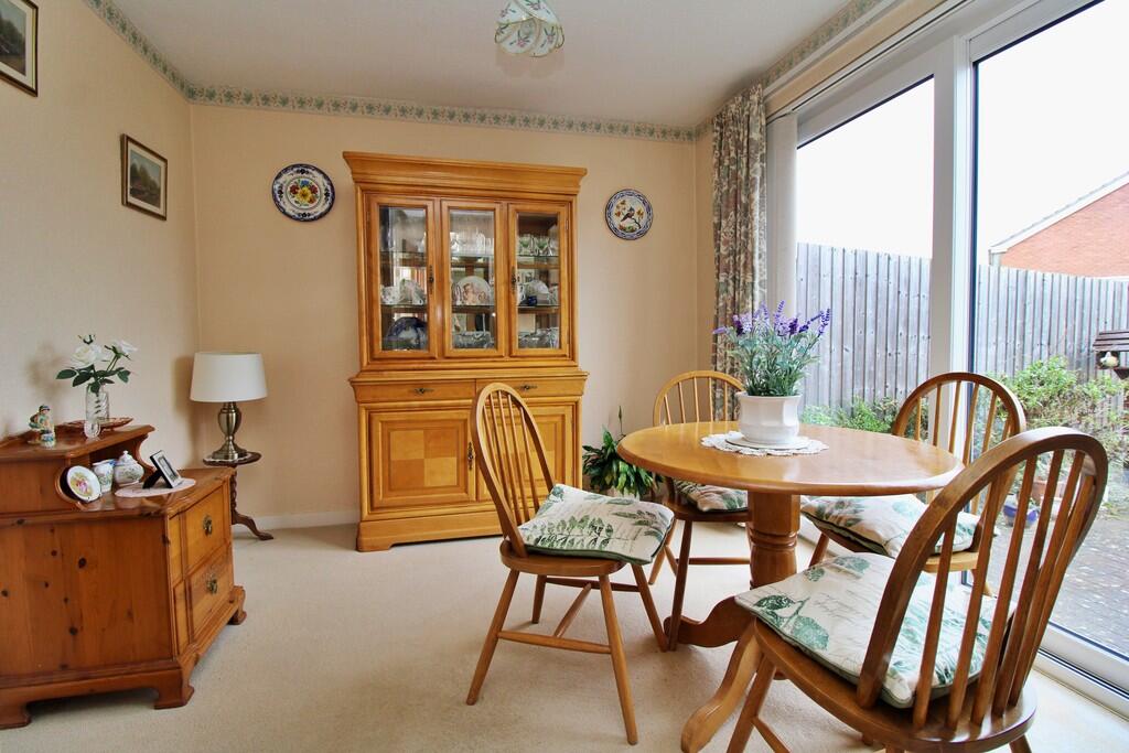 Hawlands, Rugby photo 3