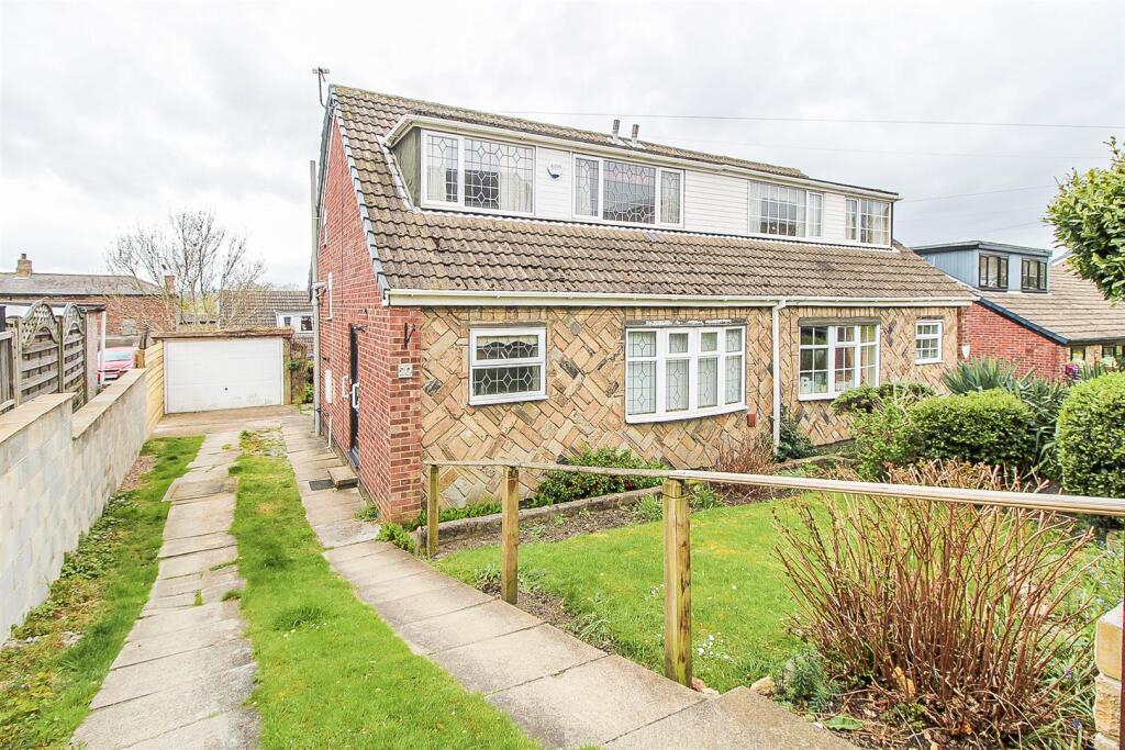 Main image of property: Green Park Avenue, Ossett