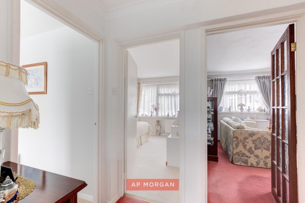 Apartment in Birmingham, Sheldon - View 5