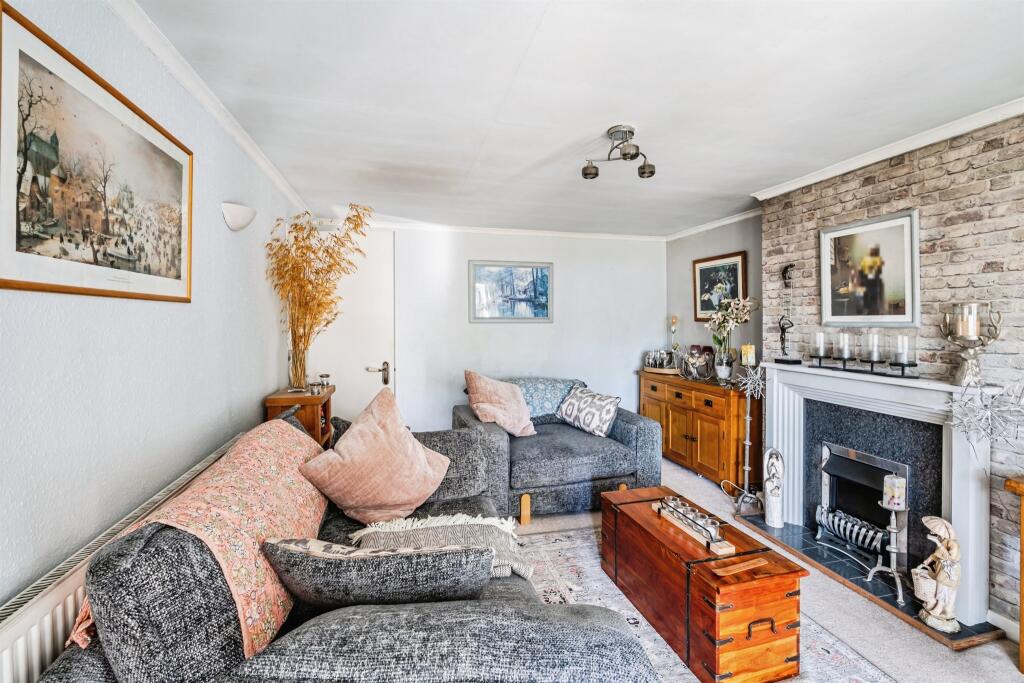 House in Brighton - View 4