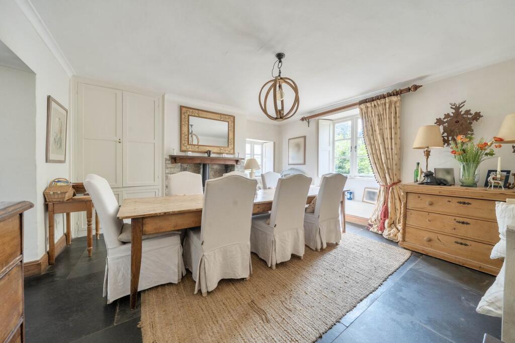 House in Taunton - View 4