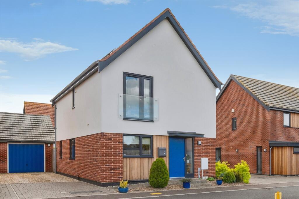 Main image of property: Beehive Way, Bawdeswell, Dereham