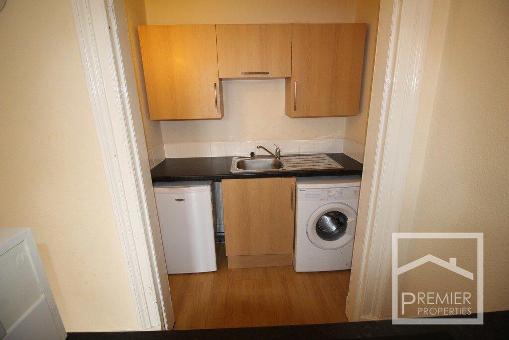 Apartment in Paisley - View 4