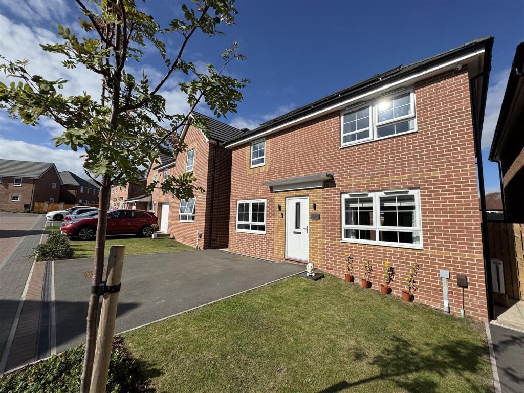 Main image of property: Dearne Hall Park, Barugh Green, S75 1FT