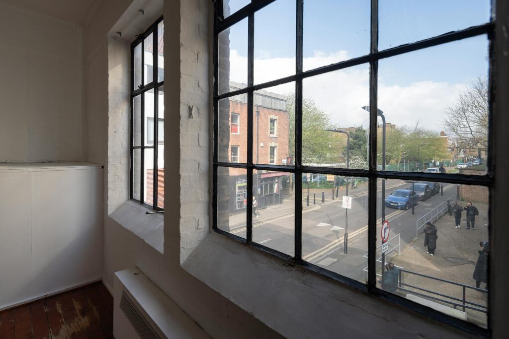 Warehouse Features