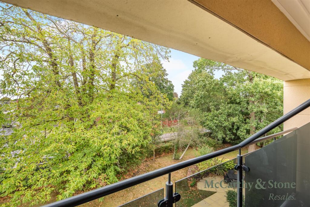 Apartment in Wolverhampton - View 5