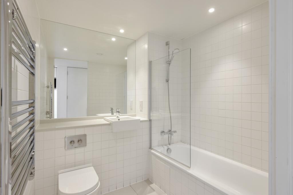 Apartment in London - View 4