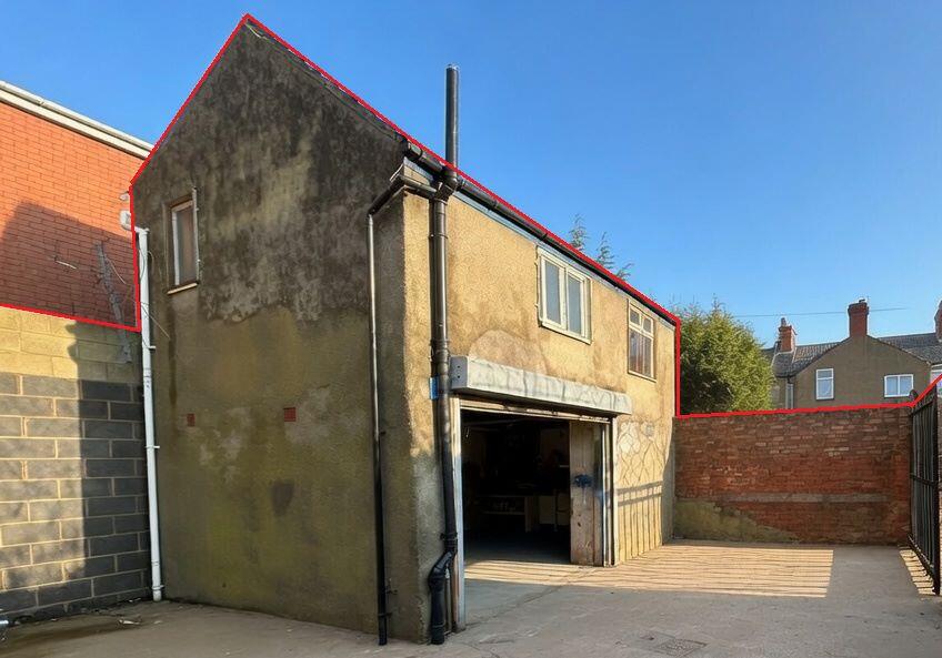 Main image of property: Rear of 292 Weelsby Street, Grimsby, North East Lincolnshire, DN32 8AB