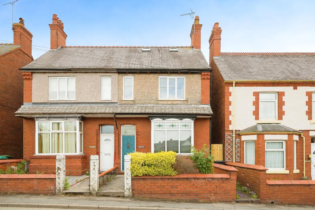 Main image of property: New Road, Wrexham, LL11