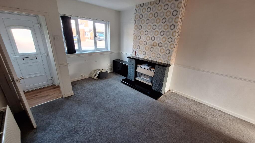 Croft Road, Nuneaton, CV10 7DY photo 2