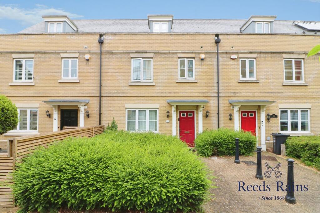 Main image of property: Monarch Way, Ilford, IG2