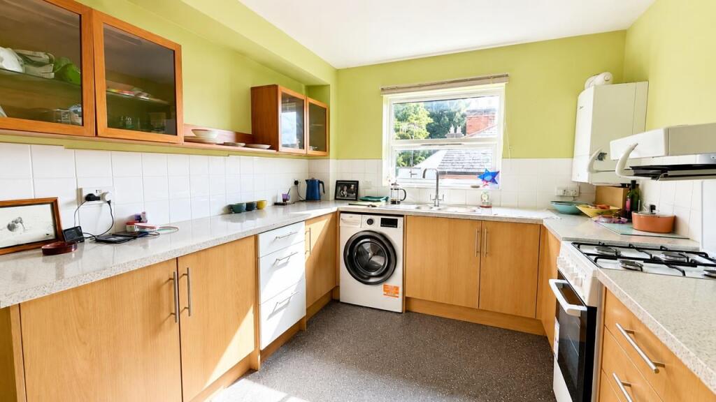Apartment in Tonbridge - View 3