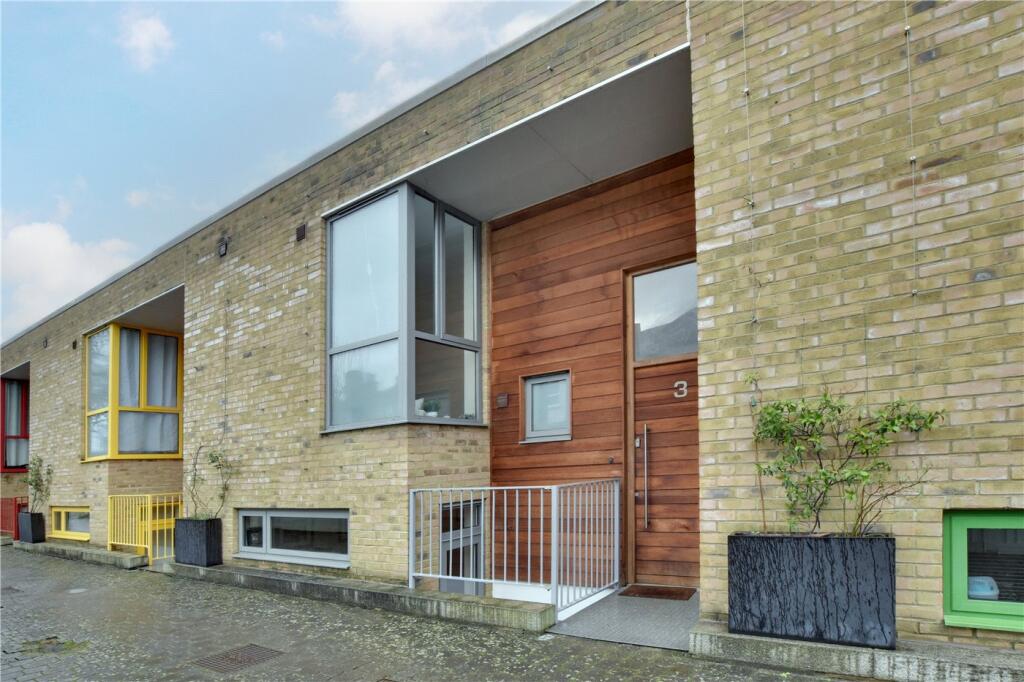 Main image of property: Hedgley Mews, Lee, London, SE12
