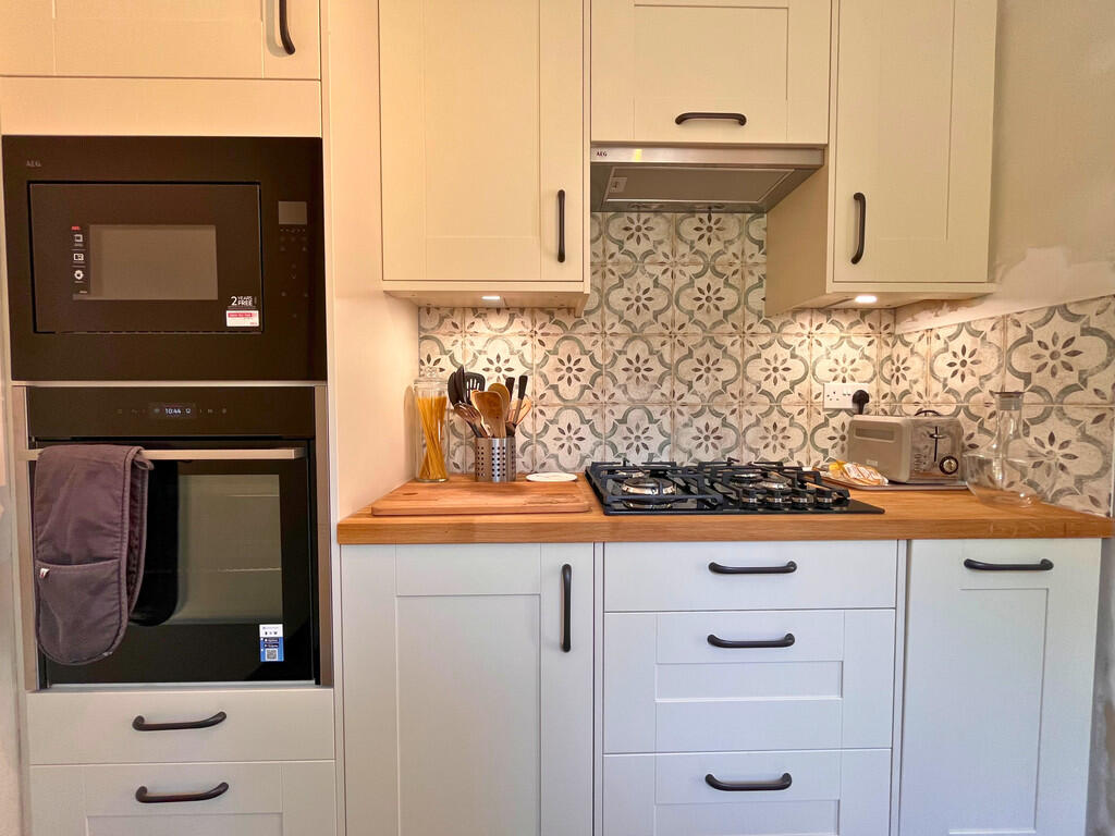 Hungerford, Berkshire - View 5