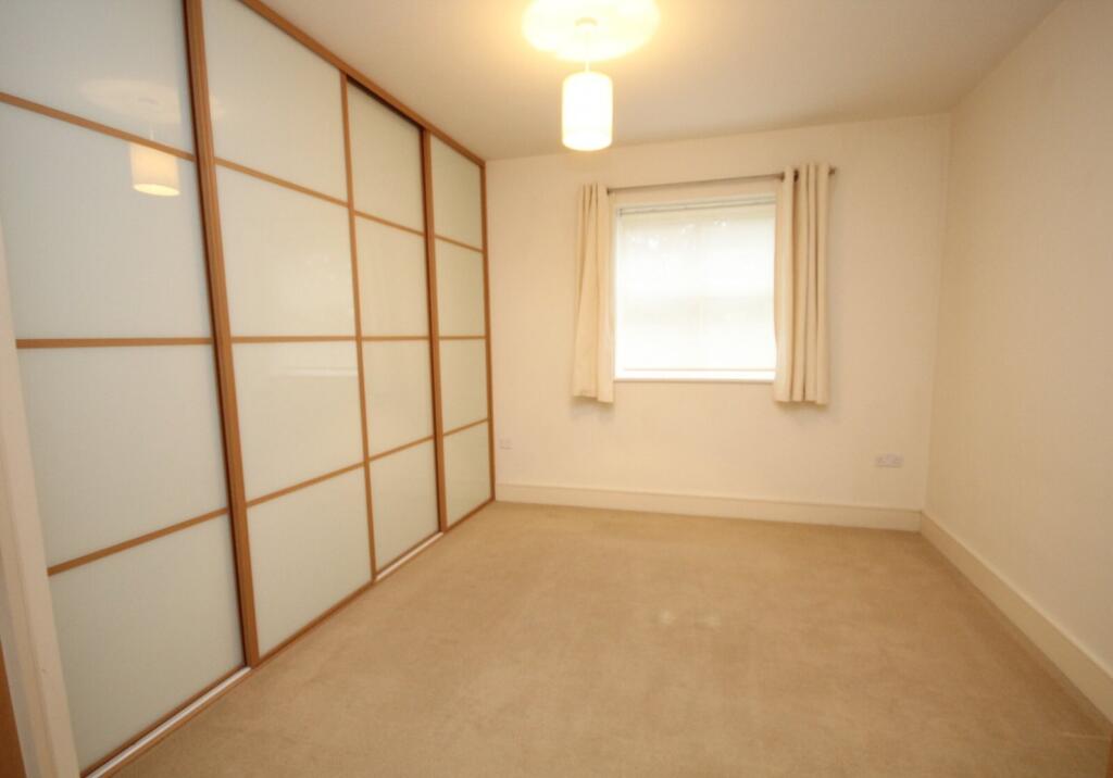 Apartment in Reading - More