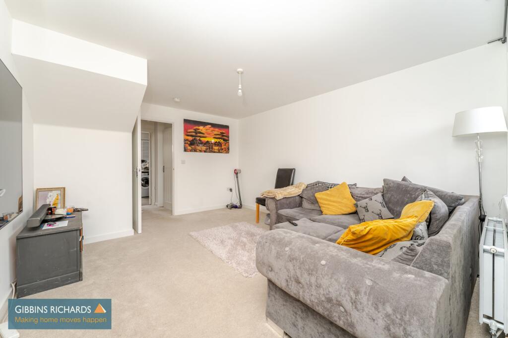 House in Taunton - View 5