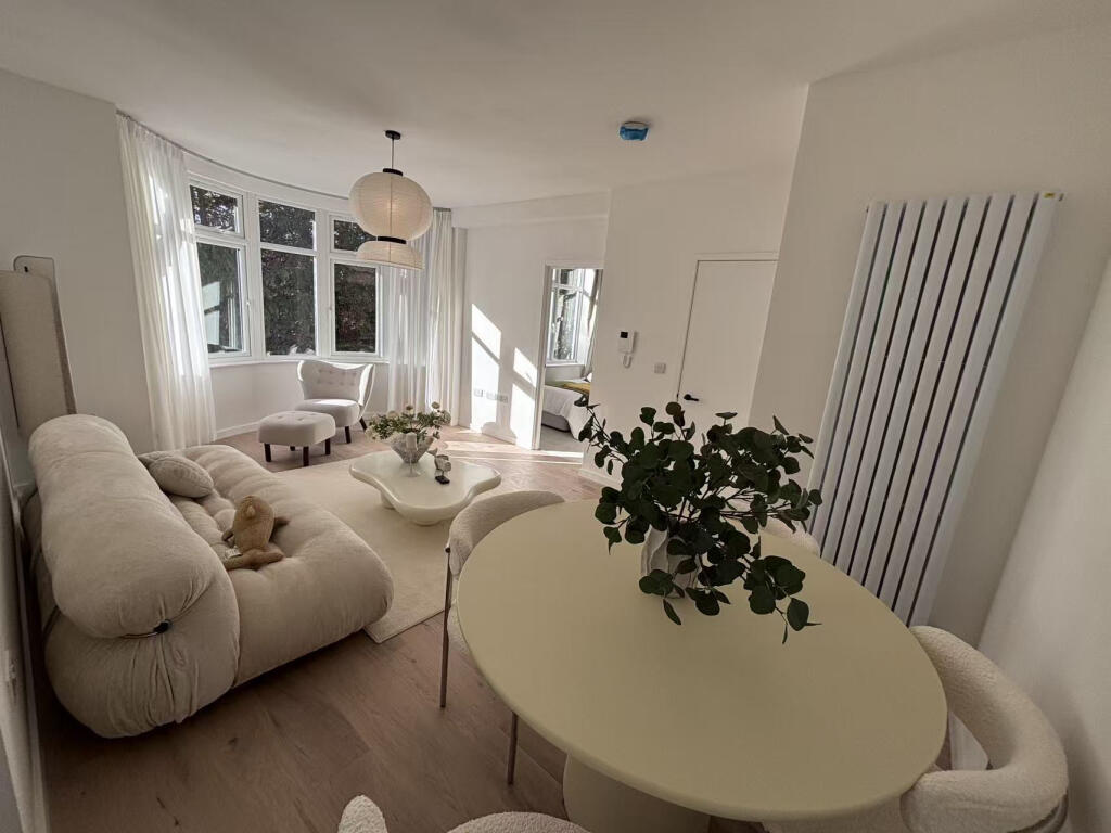 Main image of property: Boston Road, Ealing, London, W7