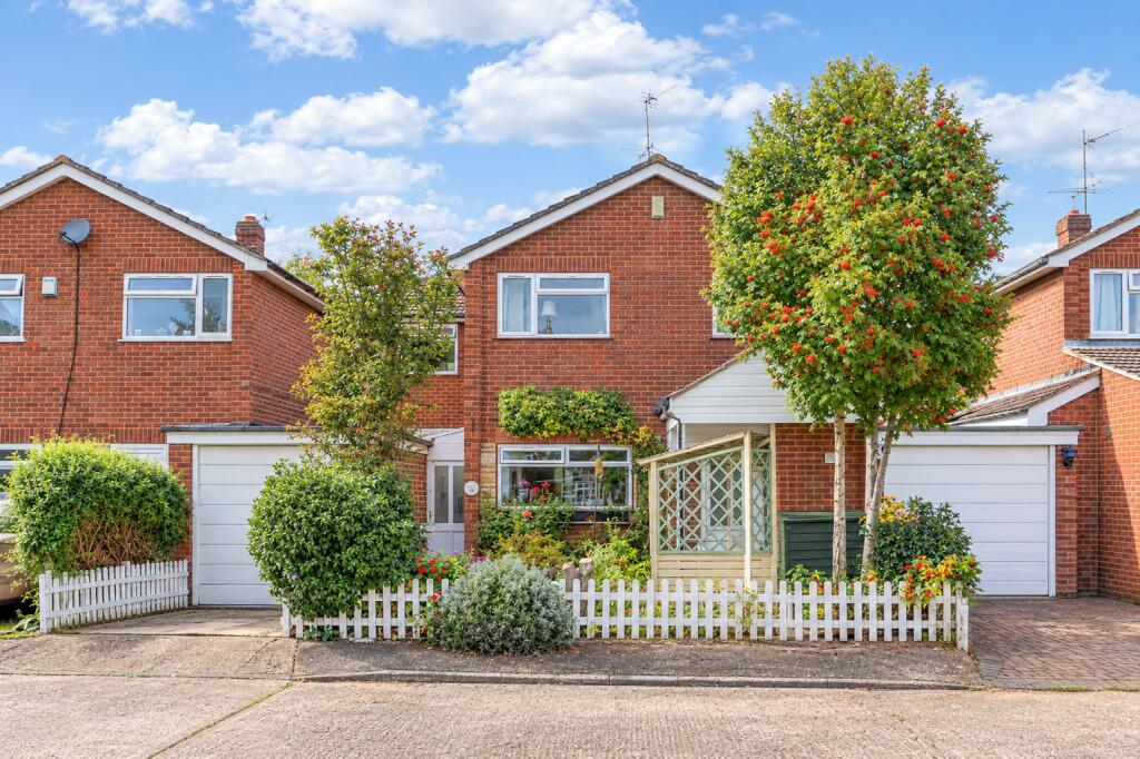 Main image of property: Cascadia Close, High Wycombe, HP11