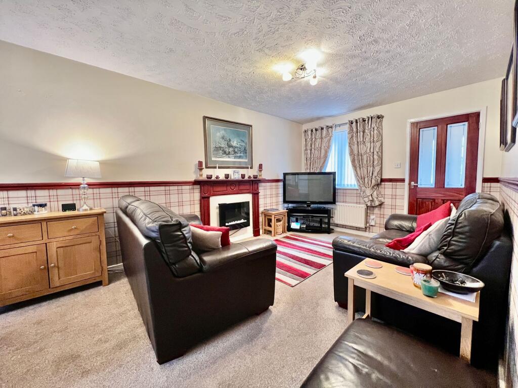 Palmwood Close, Gonerby Hill Foot, NG31 photo 3